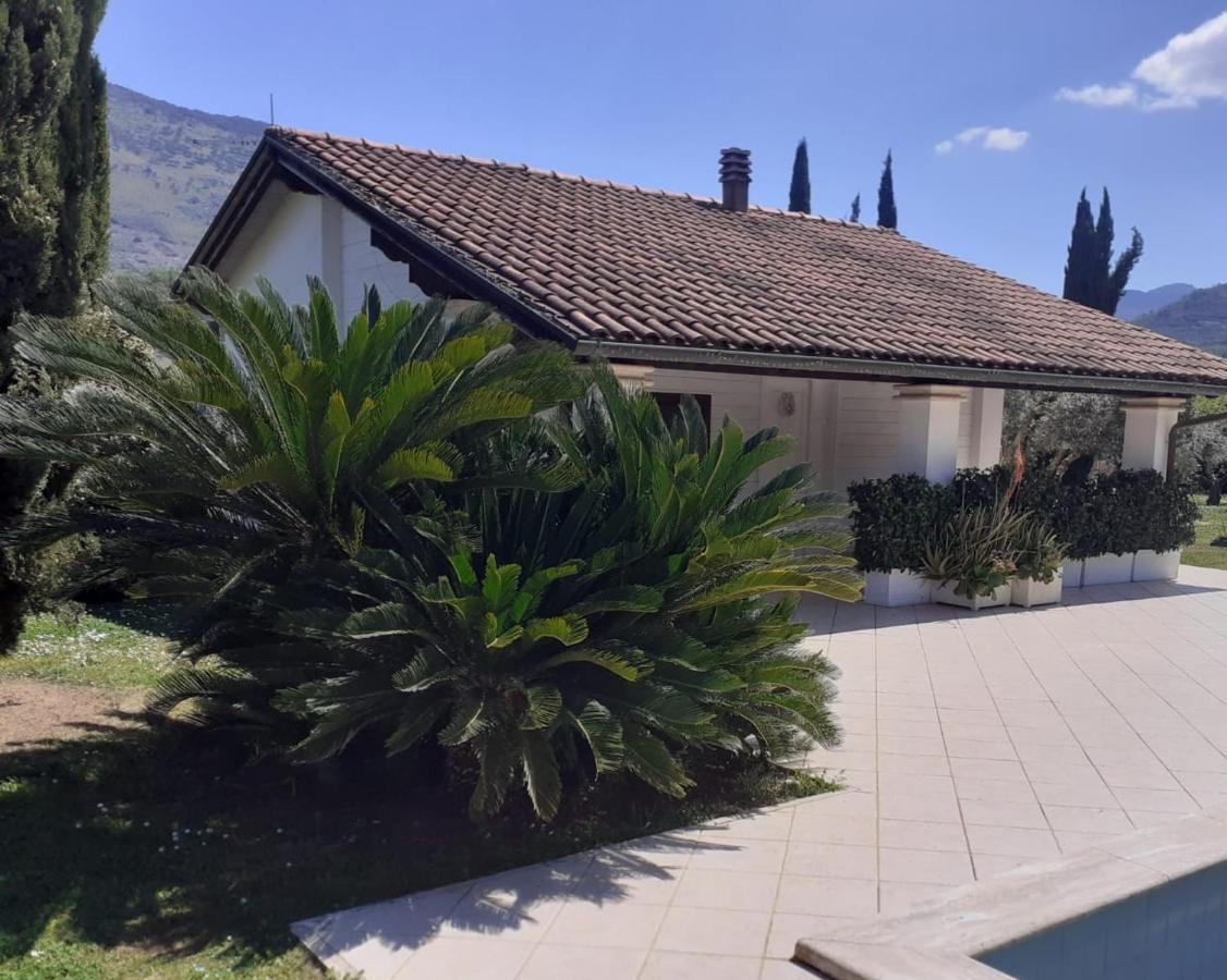 Villetta Blue Garden Sonnino Екстериор снимка